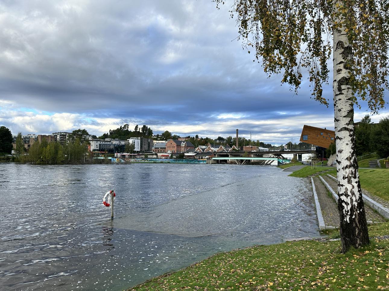 Bildet viser Storelva ved Gledeshuset